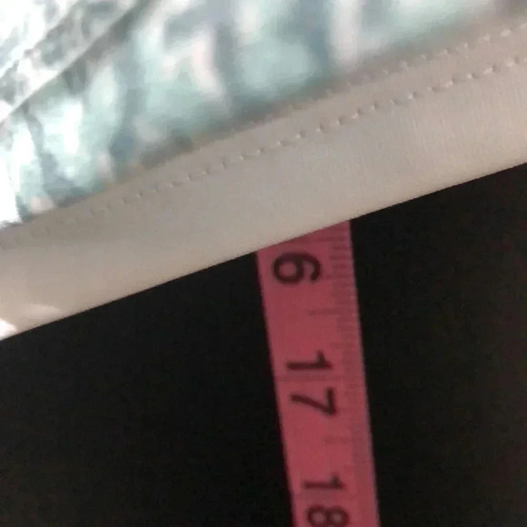 RBX Moisture wicking,elastic waist,4 way stretch,lined w/under shorts,pattern - Picture 7 of 10